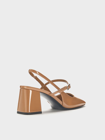 حذاء ماري جين بكعب عريض وحزام خلفي ولامع, كراميل, hi-res