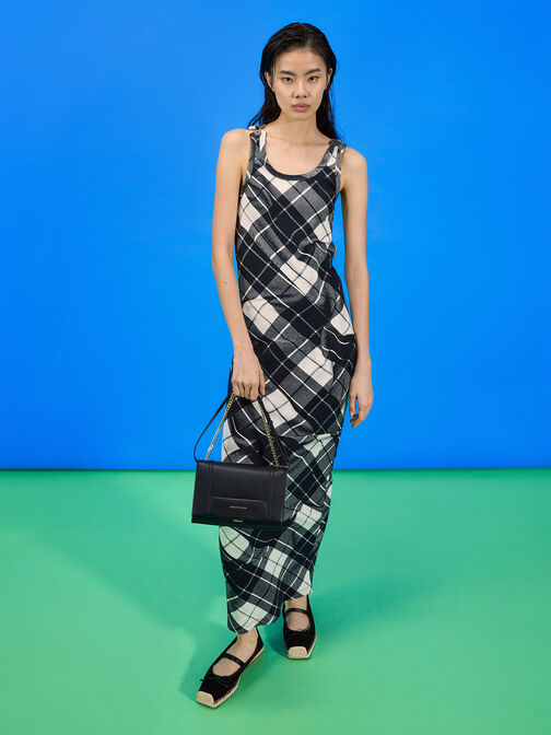 حقيبة كتف بسلسلة, أسود, hi-res