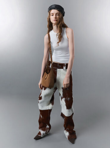 شنطة هوبو ميني أدالين شامواه معاد بمشبك معدني وحزام, بني موكا ناعم, hi-res