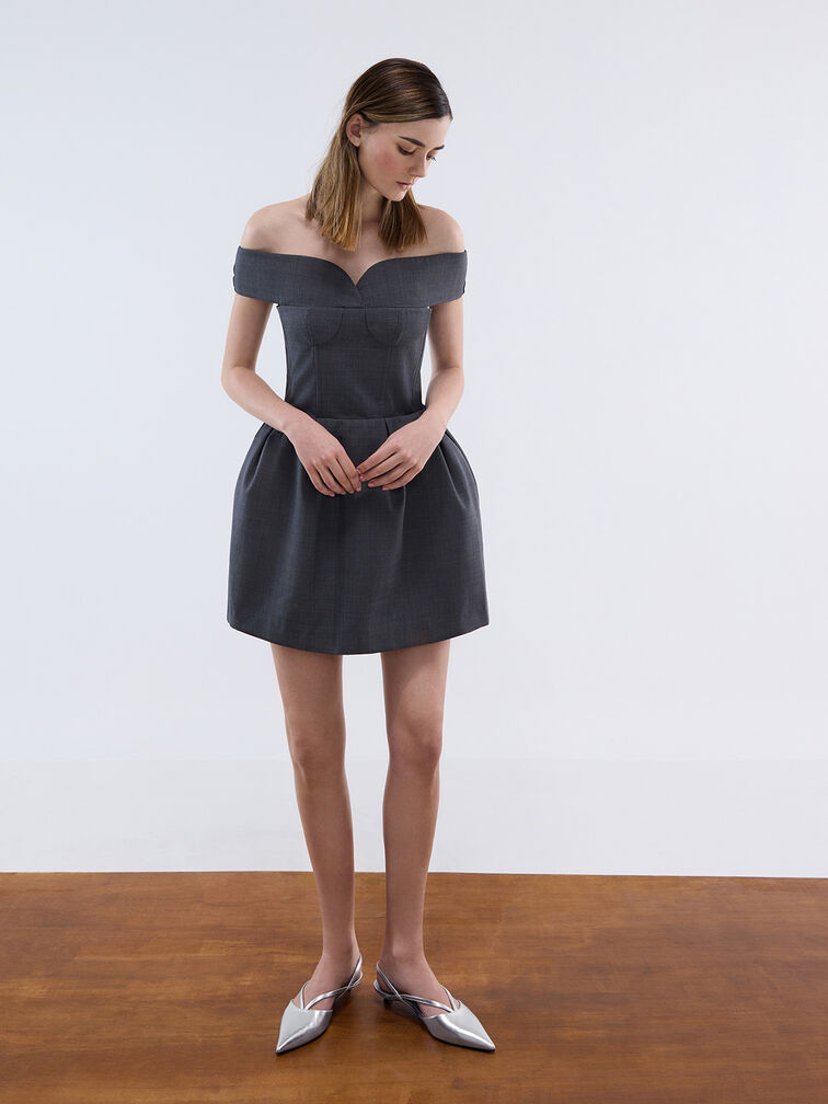 Metallic V-Strap Slingback Kitten Heels, Silver, hi-res