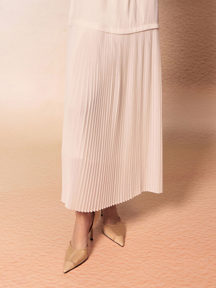 حذاء بامب دورساي بمقدّمة مدبّبة وتفاصيل شبكية, لون البشرة الطبيعي, hi-res